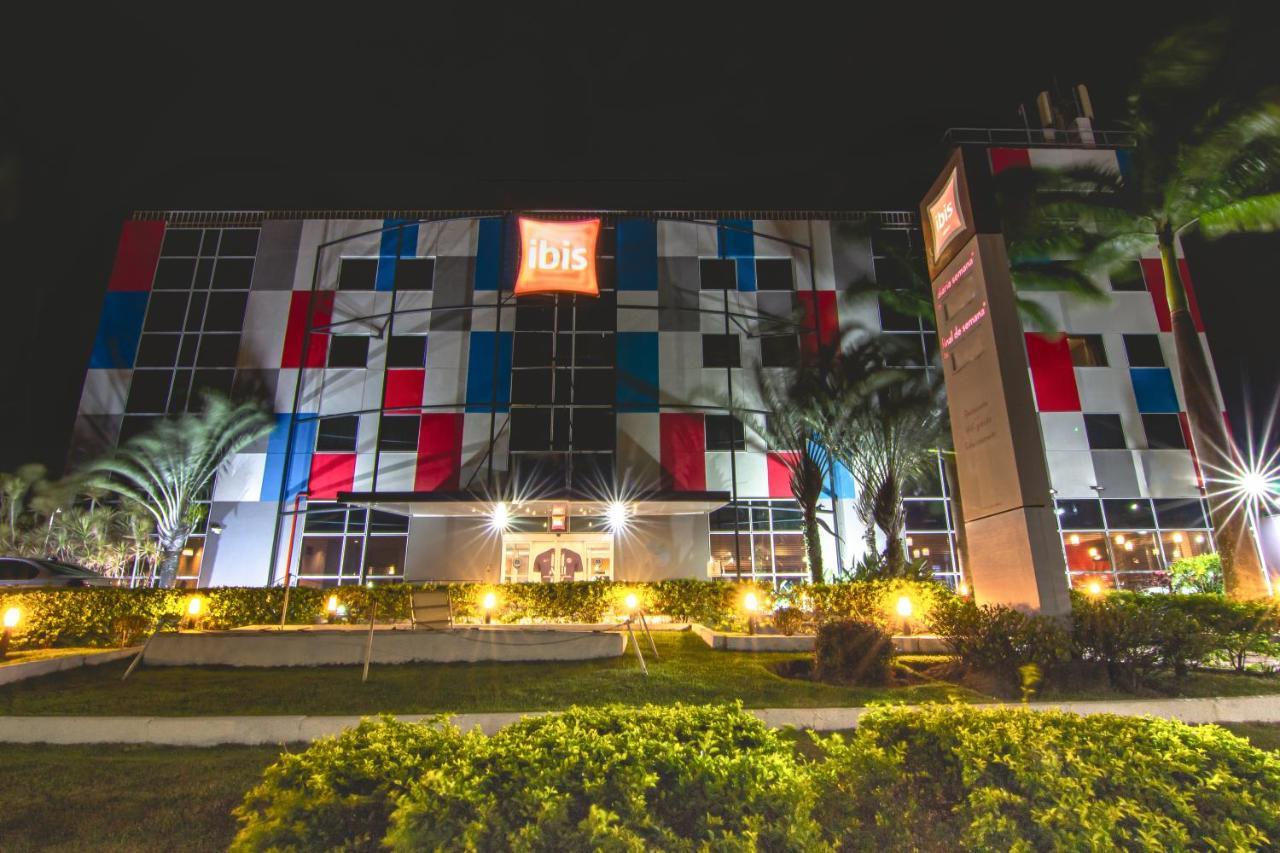 Hotel Ibis Vitoria Aeroporto Exterior foto