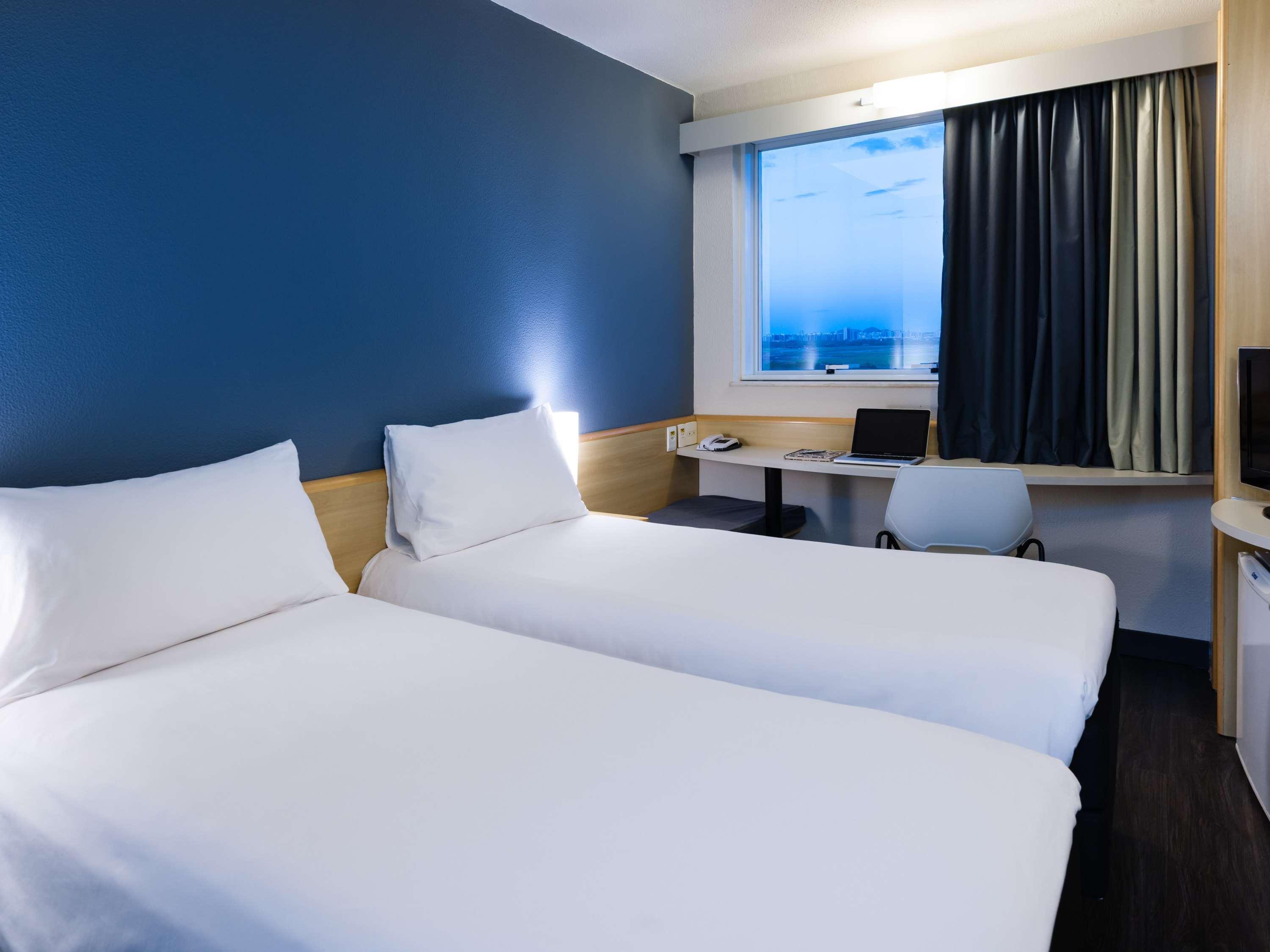 Hotel Ibis Vitoria Aeroporto Exterior foto